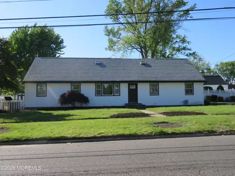 123 Cold Indian Springs Rd, Ocean, NJ 07712