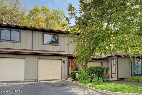 73 Letts Ct #164, Matawan, NJ 07747