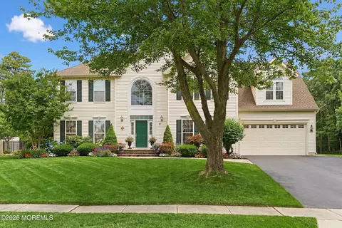 27 Penn Pl, Forked River, NJ 08731