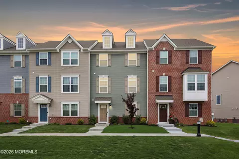 72 Anchor Way #272, Cliffwood, NJ 07721