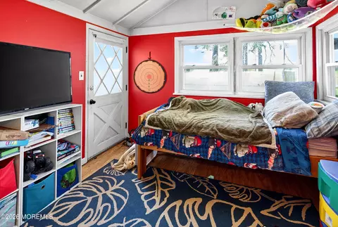 Bedroom - 418 Beach Blvd, Forked River, NJ 08731 photo 2 of 4