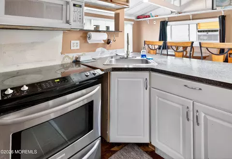 Kitchen - 418 Beach Blvd, Forked River, NJ 08731 photo 4 of 4