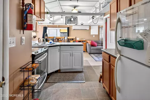 Kitchen - 418 Beach Blvd, Forked River, NJ 08731 photo 3 of 4