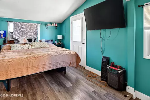 Bedroom - 418 Beach Blvd, Forked River, NJ 08731 photo 3 of 4