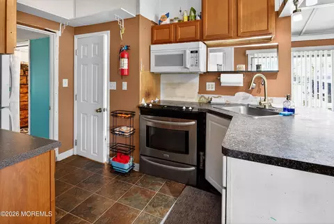 Kitchen - 418 Beach Blvd, Forked River, NJ 08731 photo 2 of 4