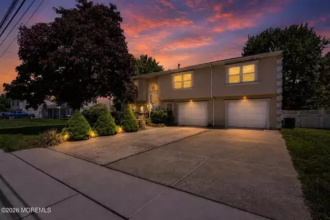 440 Smith Ct, Cliffwood, NJ 07721
