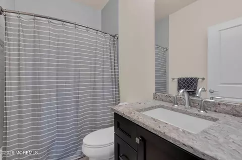 Bath - 185 Arborridge Dr, Forked River, NJ 08731 photo 5 of 6
