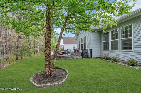 Exterior - 185 Arborridge Dr, Forked River, NJ 08731 photo 6 of 8
