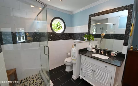 Bath - 32 Aldgate Dr, Brick, NJ 08724 photo 1 of 2