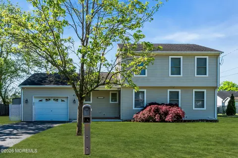 1632 7th Ave, Toms River, NJ 08757