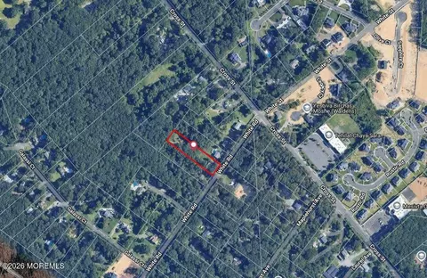 68 White Rd, Jackson, NJ 08527