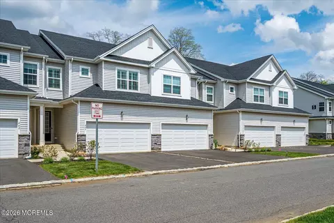 403 Pilot St, Marlboro, NJ 07746