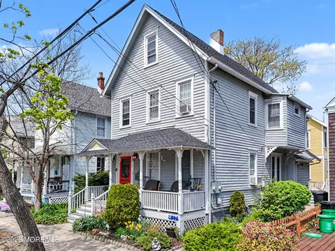 93 Heck Ave, Ocean Grove, NJ 07756
