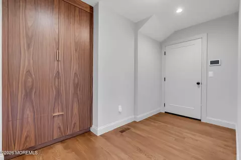 Entry Way - 181 Rumson Rd, Rumson, NJ 07760 photo 3 of 8