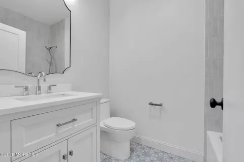 Bath - 181 Rumson Rd, Rumson, NJ 07760 photo 7 of 8