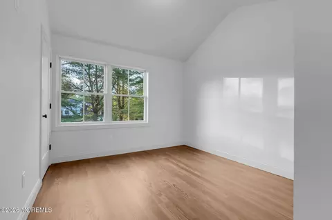 Bedroom - 181 Rumson Rd, Rumson, NJ 07760 photo 8 of 9