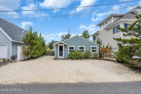 23 Sand Dune Ln, Lavallette, NJ 08735