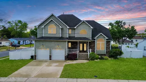 1167 Cattus Island Blvd, Toms River, NJ 08753