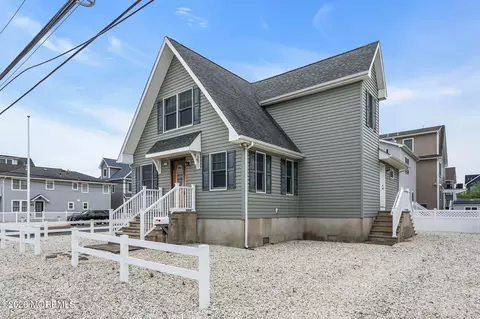 2003 Baltimore Ave, Seaside Heights, NJ 08751