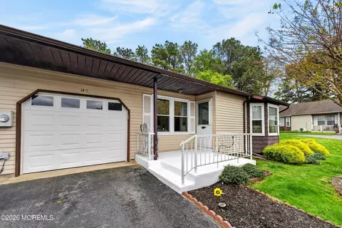 14 Amesbury Rd #64, Whiting, NJ 08759