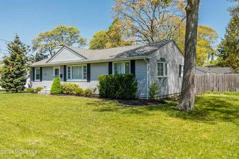 510 Ernestine Pl, Brick, NJ 08724