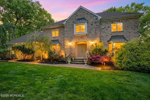 730 Woodchuck Ln, Toms River, NJ 08755