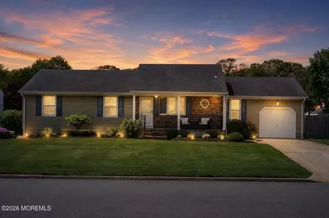 35 Cliffwood Dr, Neptune City, NJ 07753
