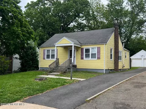 107 Clinton Pl, Tinton Falls, NJ 07724
