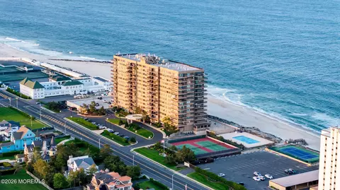 55 Ocean Ave #9G, Monmouth Beach, NJ 07750