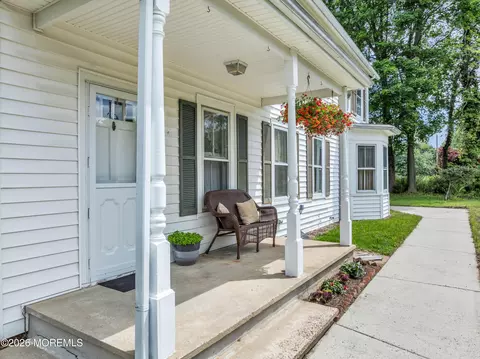 Exterior - 43 Devonshire Ct, Middletown, NJ 07748 photo 3 of 10