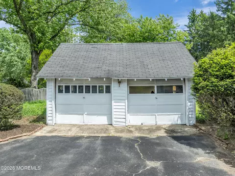 Exterior - 43 Devonshire Ct, Middletown, NJ 07748 photo 5 of 10