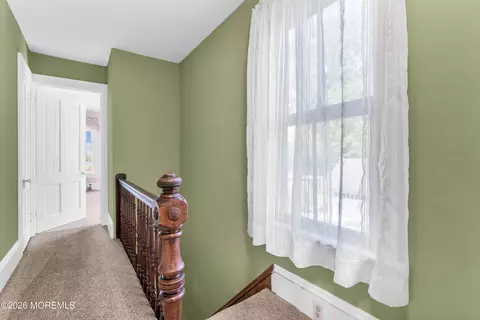 Entry Way - 43 Devonshire Ct, Middletown, NJ 07748 photo 4 of 5