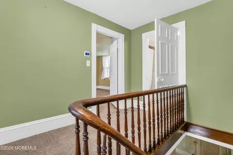 Entry Way - 43 Devonshire Ct, Middletown, NJ 07748 photo 5 of 5