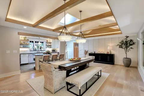 Dining - 651 Oceanview Rd, Brielle, NJ 08730 photo 3 of 6