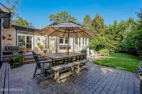 Exterior - 651 Oceanview Rd, Brielle, NJ 08730 photo 12 of 20