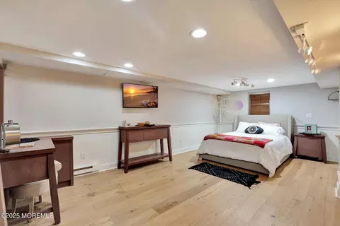 Bedroom - 651 Oceanview Rd, Brielle, NJ 08730 photo 8 of 11