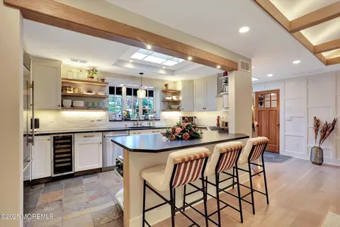 Kitchen - 651 Oceanview Rd, Brielle, NJ 08730 photo 6 of 6