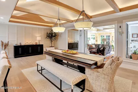 Dining - 651 Oceanview Rd, Brielle, NJ 08730 photo 4 of 6