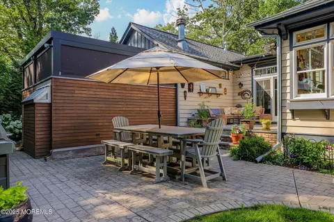 Exterior - 651 Oceanview Rd, Brielle, NJ 08730 photo 11 of 20