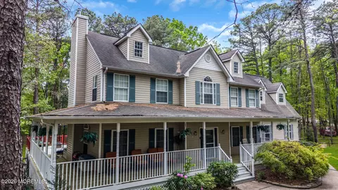 Exterior - 645 Reed Rd, Jackson, NJ 08527 photo 5 of 20