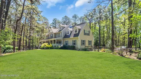 Exterior - 645 Reed Rd, Jackson, NJ 08527 photo 2 of 20