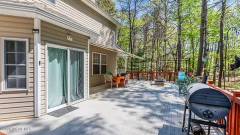 Exterior - 645 Reed Rd, Jackson, NJ 08527 photo 18 of 20