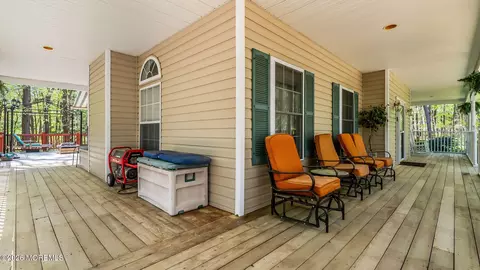 Exterior - 645 Reed Rd, Jackson, NJ 08527 photo 9 of 20