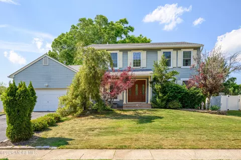 30 Sweet Gum Rd, Howell, NJ 07731