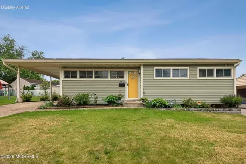 212 Princeton Rd, Parlin, NJ 08859