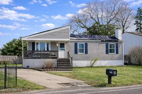 964 Center St, Little Egg Harbor, NJ 08087