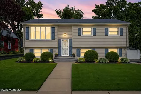 4 Emerson Pl, Neptune City, NJ 07753
