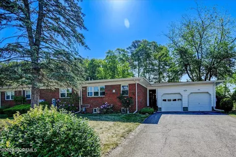 510 Laurel Brook Dr #A, Brick, NJ 08724