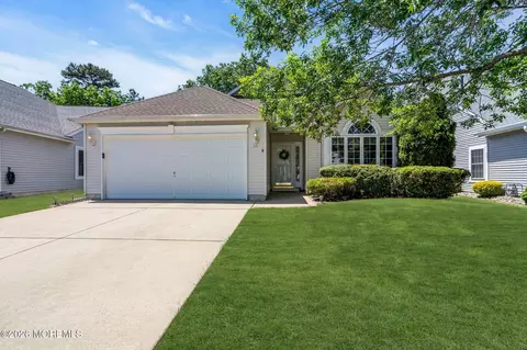 10 Congressional Rd, Jackson, NJ 08527