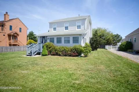 310 Ceylon Ave, Seaside Heights, NJ 08751